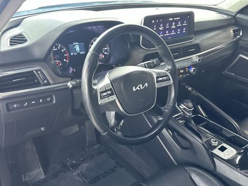 Used 2022 Kia Telluride EX w/ EX Premium Package FWD image 13