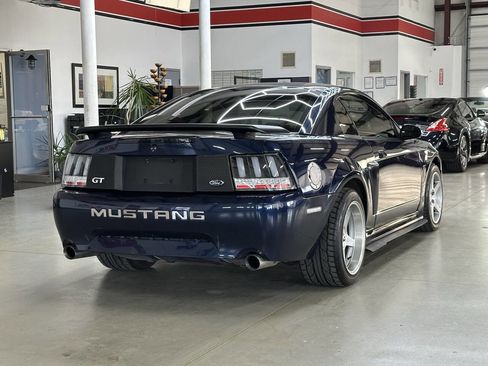 Used 2002 Ford Mustang GT image 2