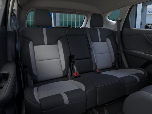 New 2026 Chevrolet Blazer LT w/ LPO, Floor Liner Package FWD image 34