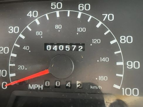 Used 1999 Ford F450 XL image 9