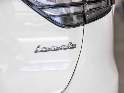 Used 2024 Maserati Levante Modena Ultima image 15