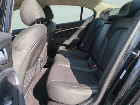 Certified 2025 Genesis G70 2.5T image 12