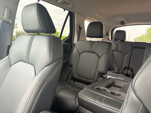 Used 2026 Honda Pilot EX-L image 4