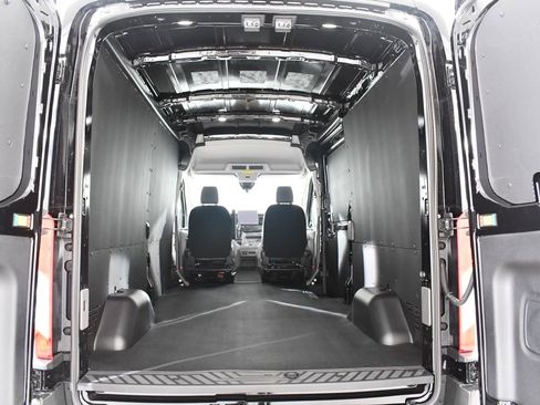 New 2026 Ford Transit 250 148 Medium Roof Extended AWD image 20