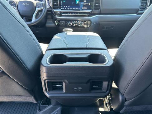 Used 2024 Chevrolet Silverado 1500 LT Trail Boss w/ Convenience Package II AWD/4WD image 28