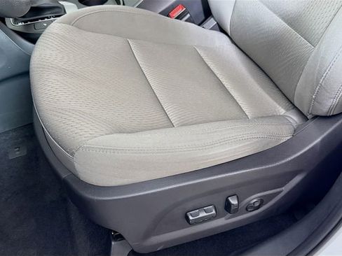 Used 2018 Hyundai Santa Fe Sport w/ 2.4L Value Package 02 image 20