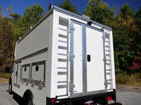 Used 2024 RAM ProMaster 3500 w/ Quick Order Package 22G SLT image 9