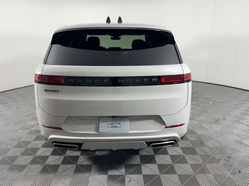 New 2026 Land Rover Range Rover Sport Dynamic SE image 11