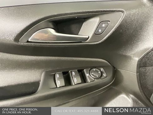 Used 2024 Buick Envista Preferred w/ Convenience I Package image 17