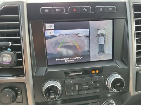 Used 2019 Ford F250 Platinum w/ Platinum Ultimate Package AWD/4WD image 15