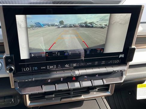 New 2025 GMC Hummer EV 2X AWD/4WD image 26