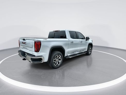 New 2026 GMC Sierra 1500 SLT AWD/4WD image 8