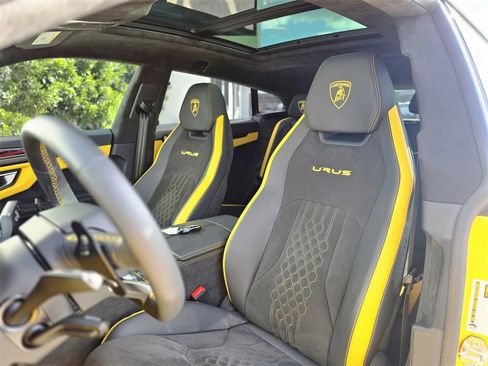 Used 2023 Lamborghini Urus S image 20