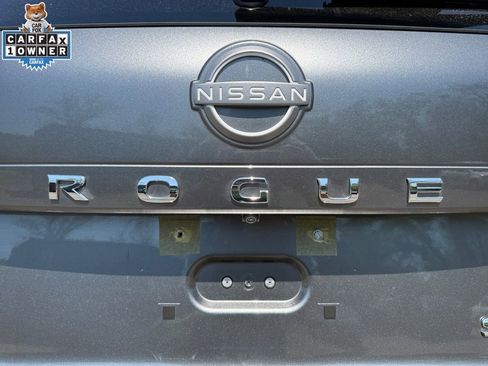 Certified 2023 Nissan Rogue SV AWD/4WD image 17