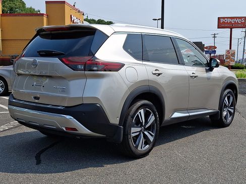 Certified 2023 Nissan Rogue Platinum w/ Platinum Premium Package AWD/4WD image 7