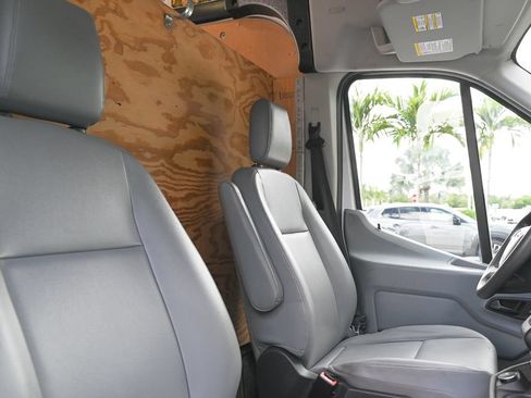 Used 2018 Ford Transit 250 148 High Roof RWD image 15