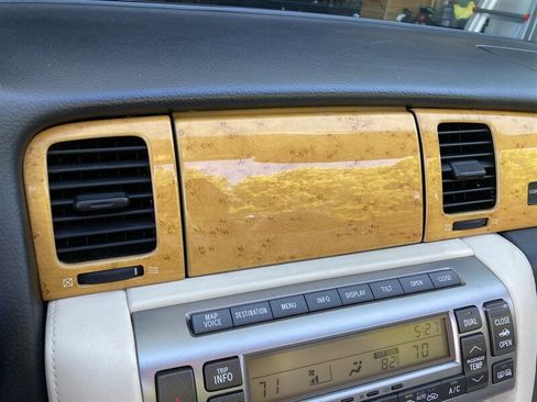 Used 2003 Lexus SC 430 Convertible RWD image 24
