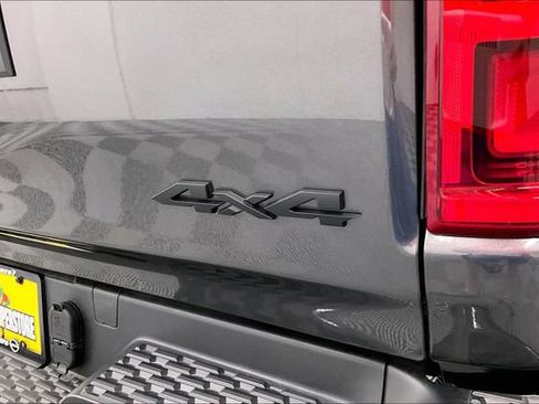Used 2025 RAM 1500 Limited AWD/4WD image 9