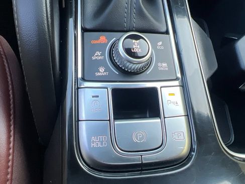 Certified 2024 Kia Telluride SX Prestige w/ Towing Package AWD/4WD image 61