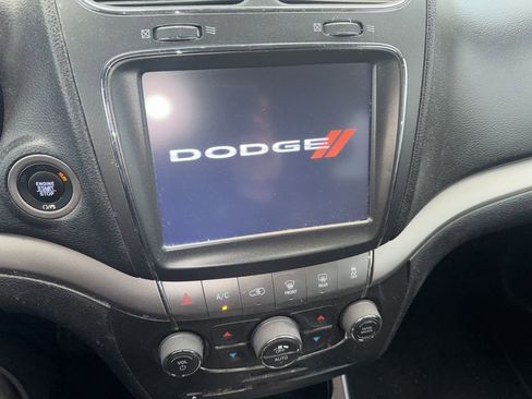 Used 2019 Dodge Journey Crossroad image 17