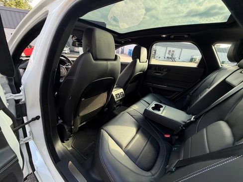 Used 2018 Jaguar XF S AWD/4WD image 21
