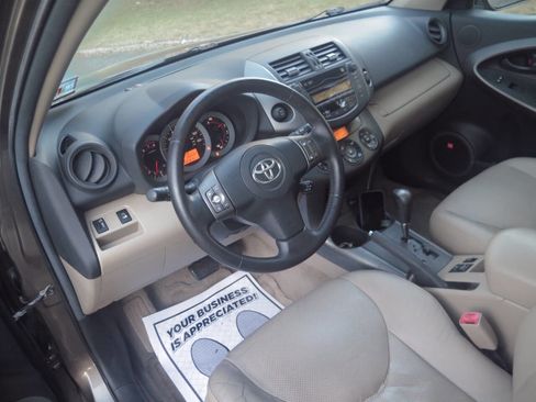 Used 2011 Toyota RAV4 Limited image 7