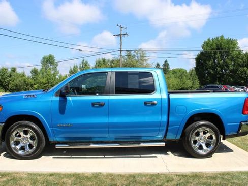Used 2025 RAM 1500 Big Horn AWD/4WD image 30