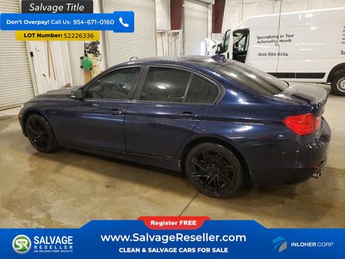 Used 2014 BMW 328i xDrive Sedan AWD/4WD image 3