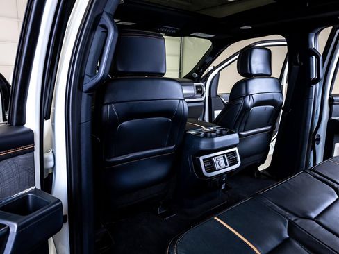 Used 2024 Ford F250 Platinum AWD/4WD image 24