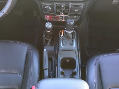 Used 2023 Jeep Wrangler Unlimited Rubicon 392 AWD/4WD image 16