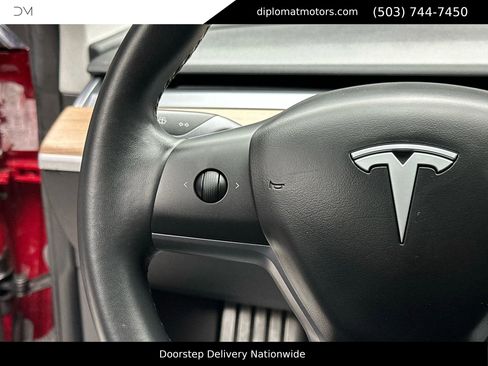 Used 2018 Tesla Model 3 Performance image 31