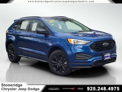 Used 2024 Ford Edge SE w/ Black Appearance Package