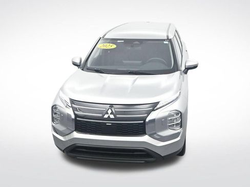 Used 2025 Mitsubishi Outlander ES AWD/4WD image 32