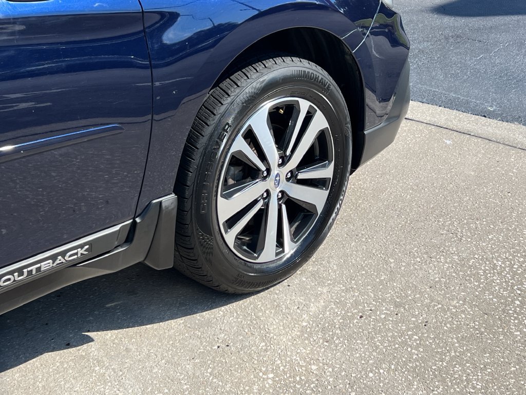 Used 2018 Subaru Outback 2.5i Limited AWD/4WD image 27
