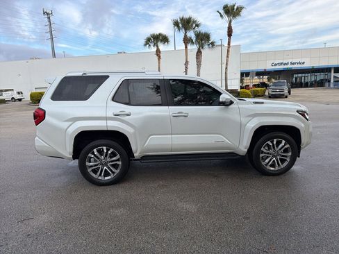 Used 2025 Toyota 4Runner Limited image 6