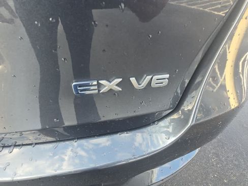 Used 2019 Kia Sorento EX FWD image 65
