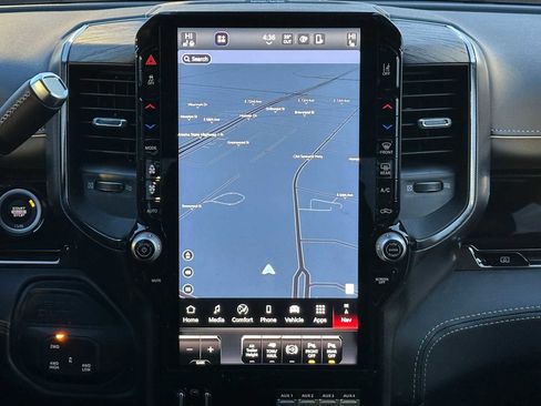 Used 2025 RAM 2500 Limited image 28