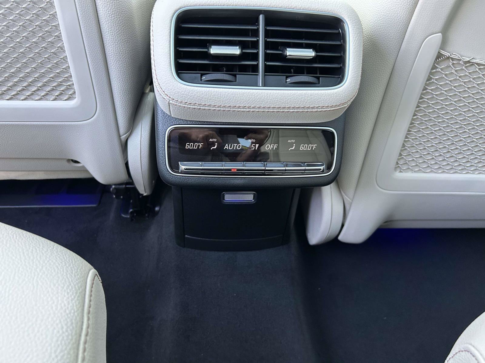 New 2027 Mercedes-Benz GLS 450 4MATIC image 39