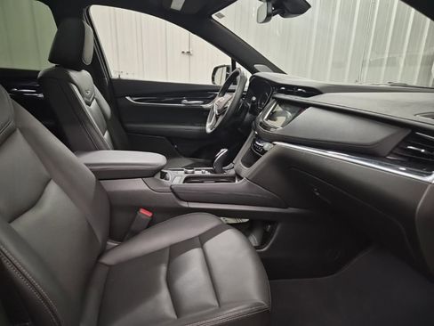 Certified 2025 Cadillac XT5 Premium Luxury image 26