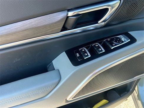 Used 2024 Kia Telluride EX X-Line image 17