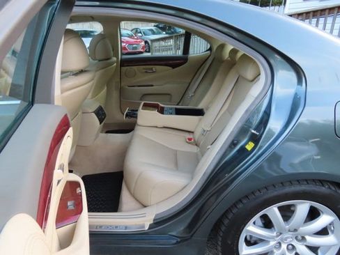 Used 2008 Lexus LS 460 image 11