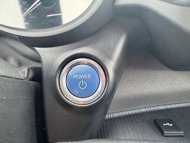 Used 2023 Toyota Sienna XSE AWD/4WD image 31