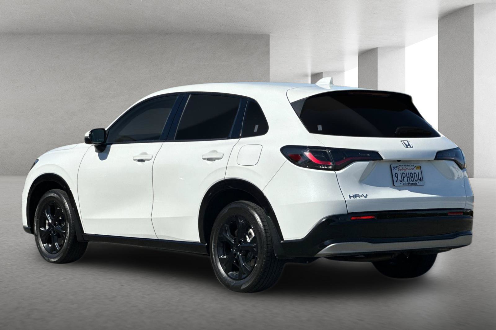 Certified 2024 Honda HR-V EX-L image 6