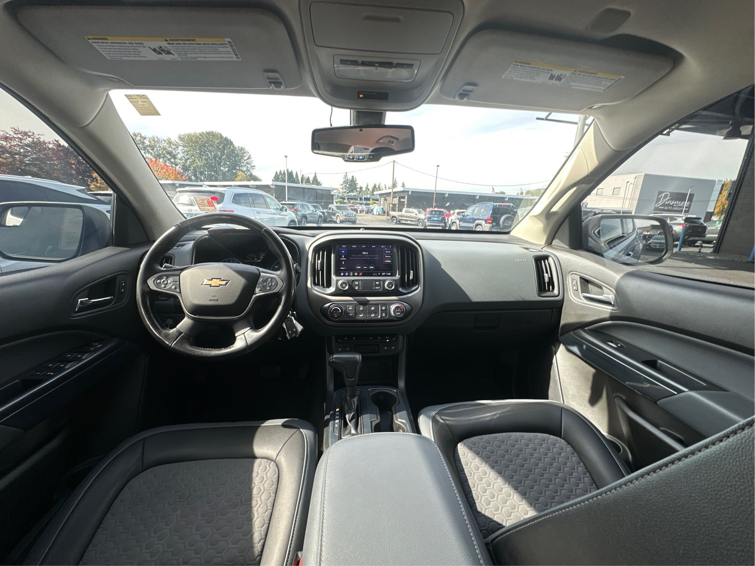 Used 2019 Chevrolet Colorado Z71 AWD/4WD image 28