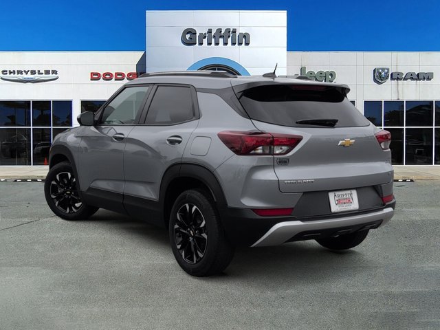 Used 2023 Chevrolet TrailBlazer LT FWD image 9