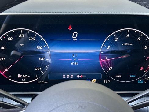 Certified 2026 Mercedes-Benz GLC 300 4MATIC image 23