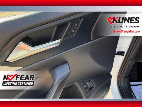 Used 2024 Volkswagen Jetta S image 23