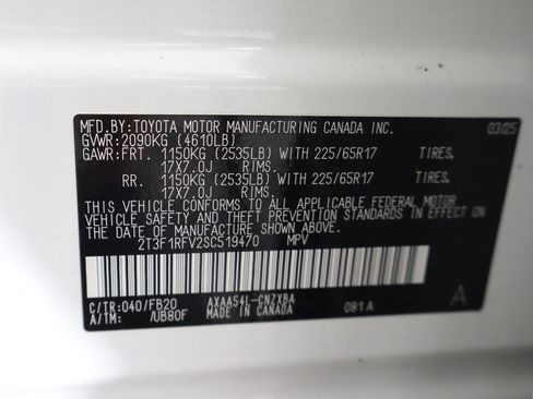 Used 2025 Toyota RAV4 LE AWD/4WD image 43