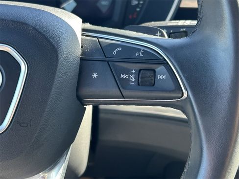 Used 2024 Audi Q3 2.0T Premium image 44