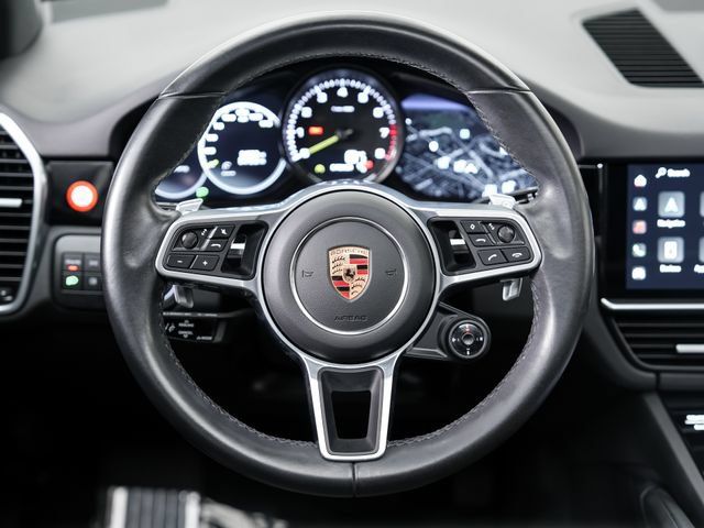 Certified 2023 Porsche Cayenne Platinum Edition AWD/4WD image 13